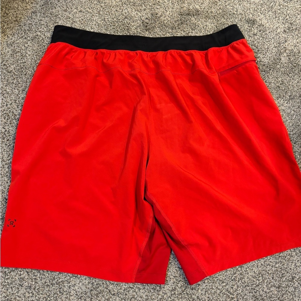 Lululemon Men’s The Short - Picture 2 of 3